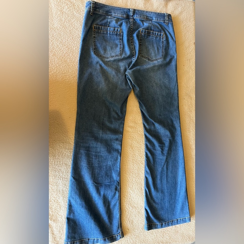 Cabi Women Jeans - Picture 6 of 6